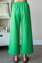 Load image into Gallery viewer, Textured Elastic Waist Cropped Pants
